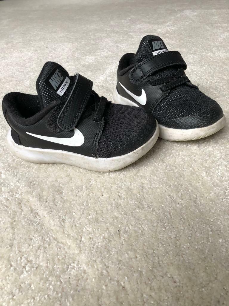 baby size 5 nike trainers